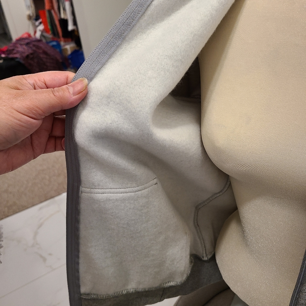 Disney Jacket - Picture 7 of 8